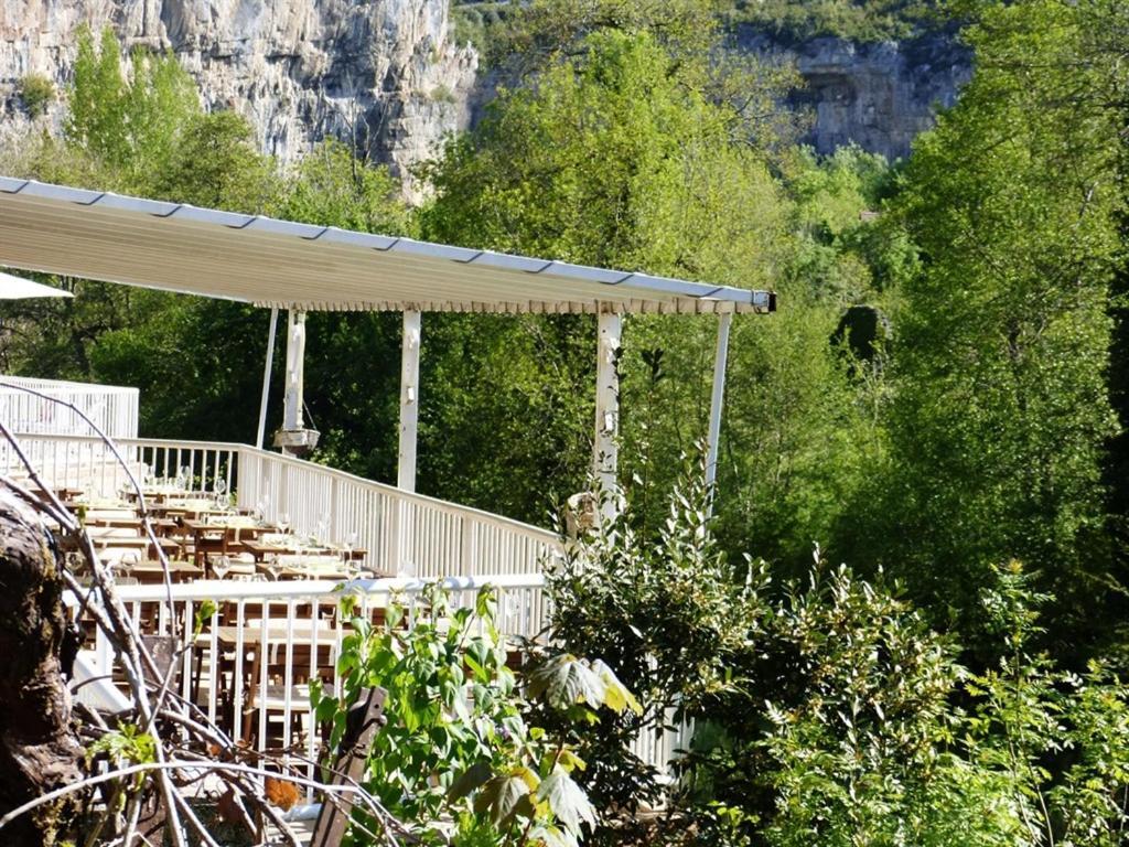 Hotel Restaurant Des Grottes Du Pech Merle Cabrerets Dış mekan fotoğraf