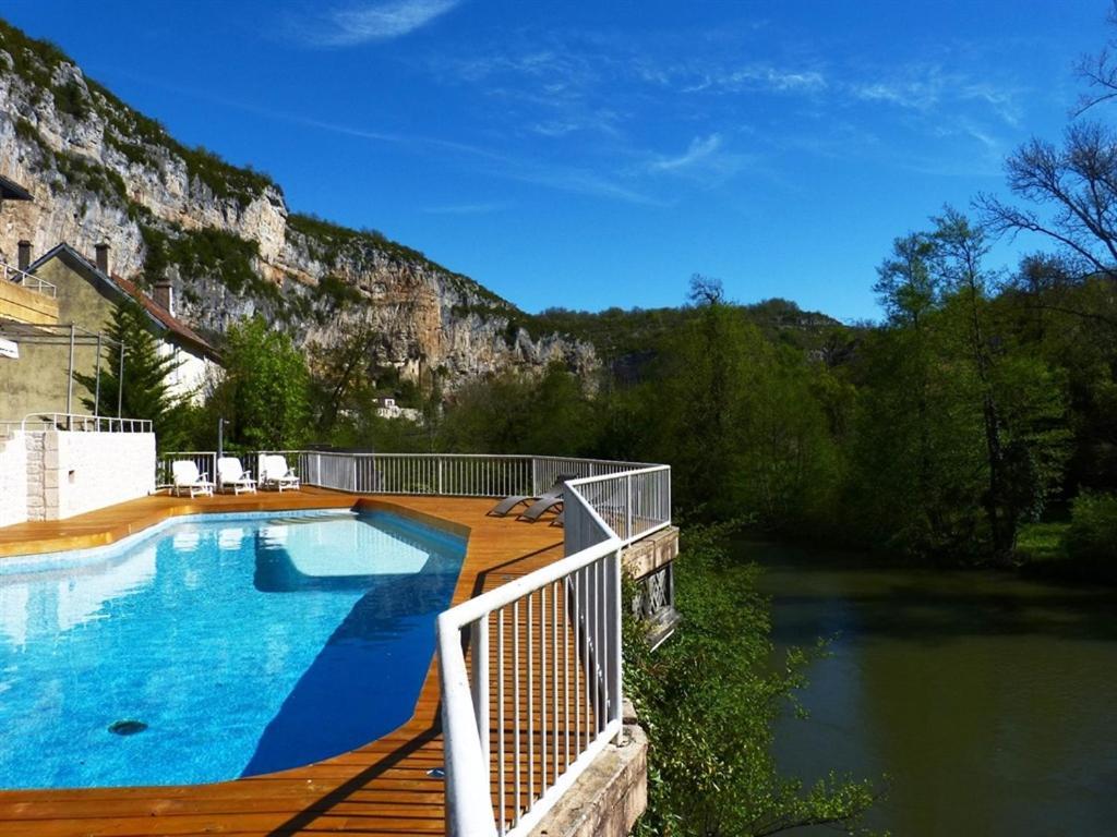 Hotel Restaurant Des Grottes Du Pech Merle Cabrerets Dış mekan fotoğraf