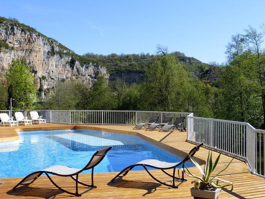 Hotel Restaurant Des Grottes Du Pech Merle Cabrerets Dış mekan fotoğraf