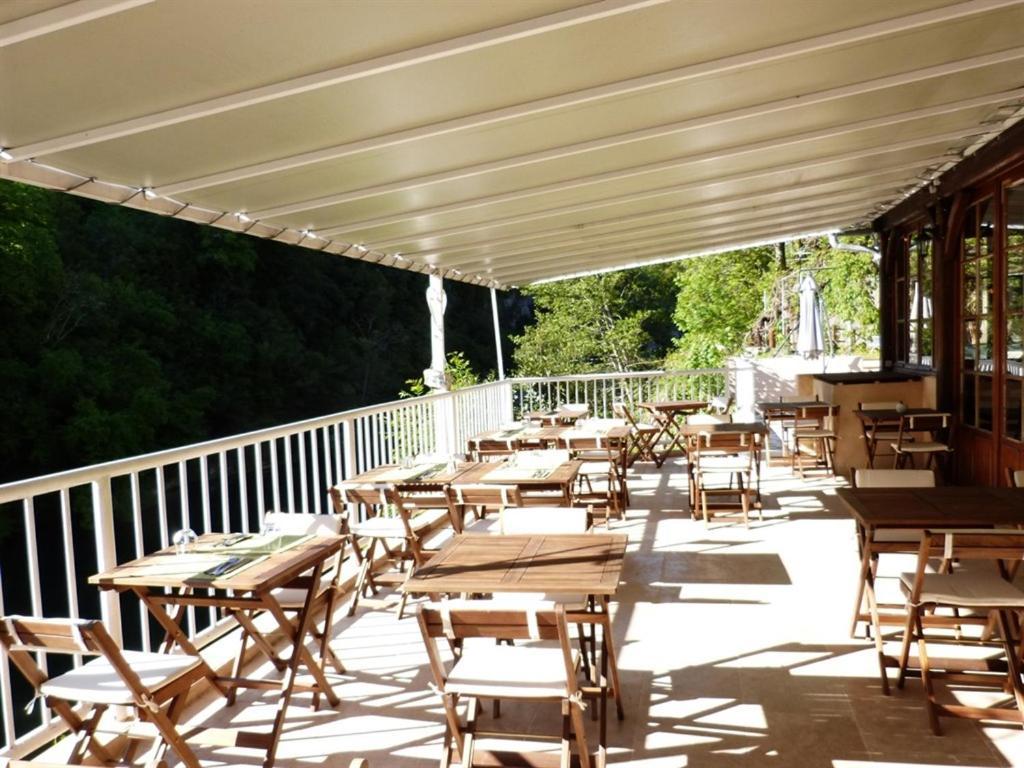 Hotel Restaurant Des Grottes Du Pech Merle Cabrerets Dış mekan fotoğraf